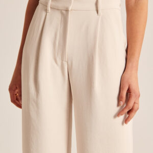 Wide-Leg Tailored Pants