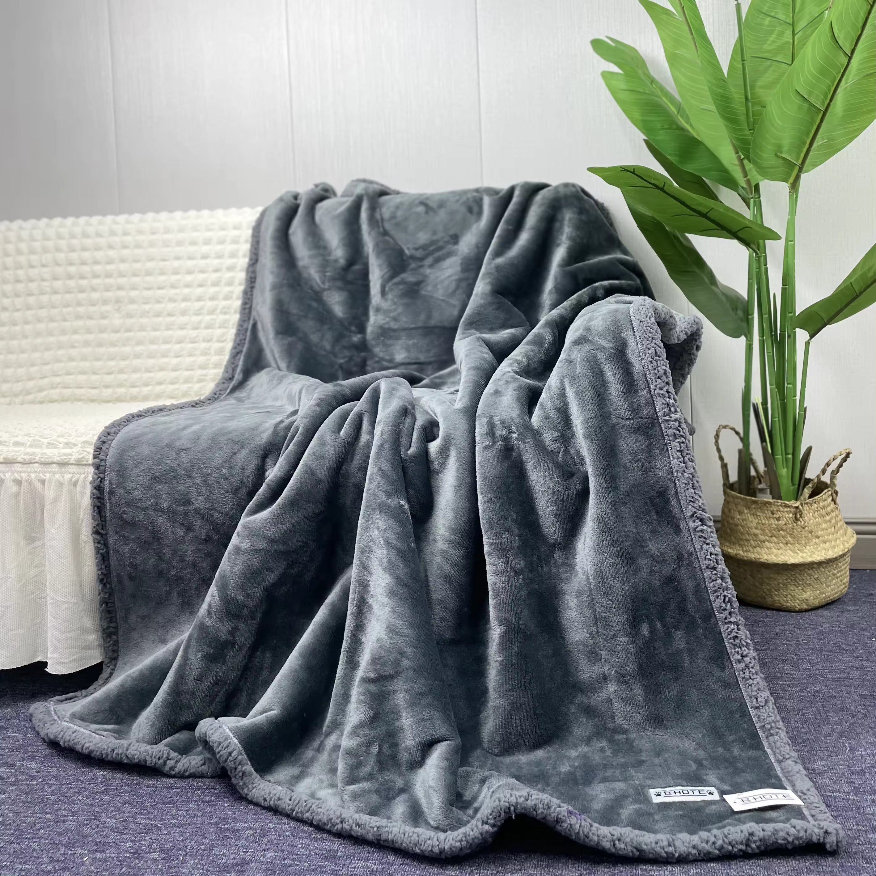 The Waterproof Blanket For Couples